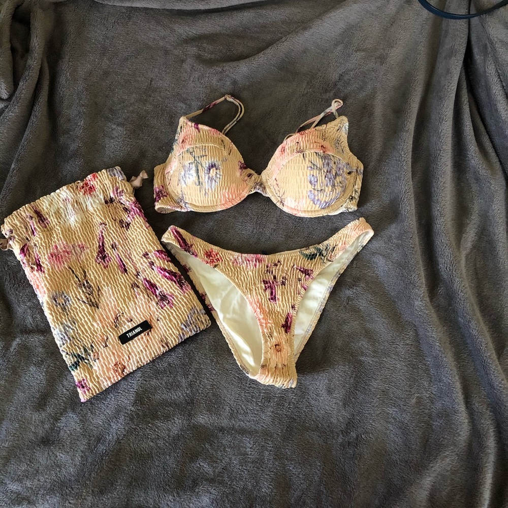 triangl saria wisteria bikini